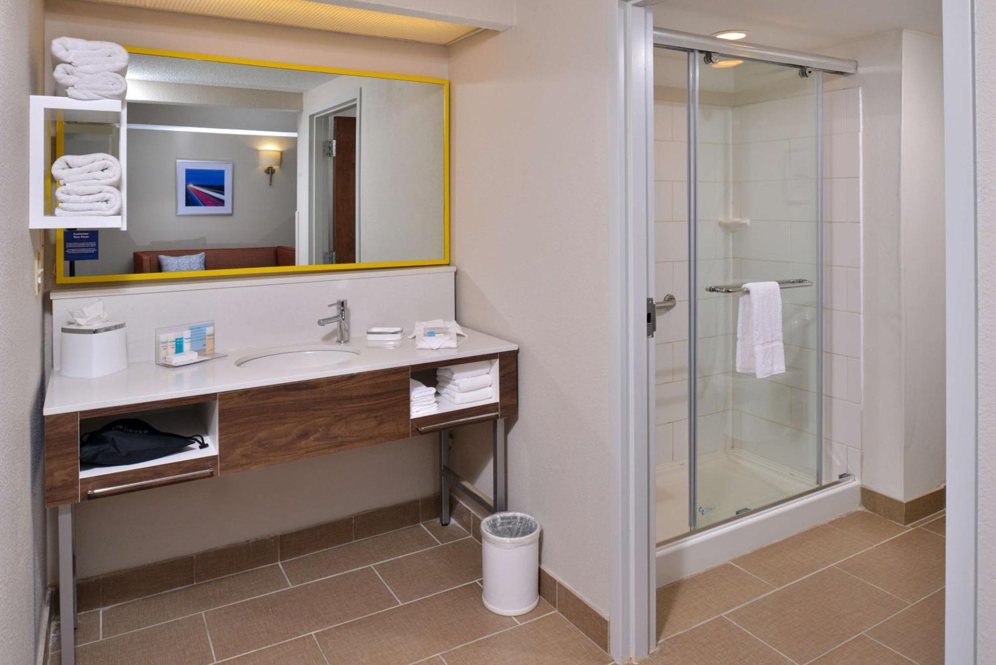 Hampton Inn Хендерсон Экстерьер фото